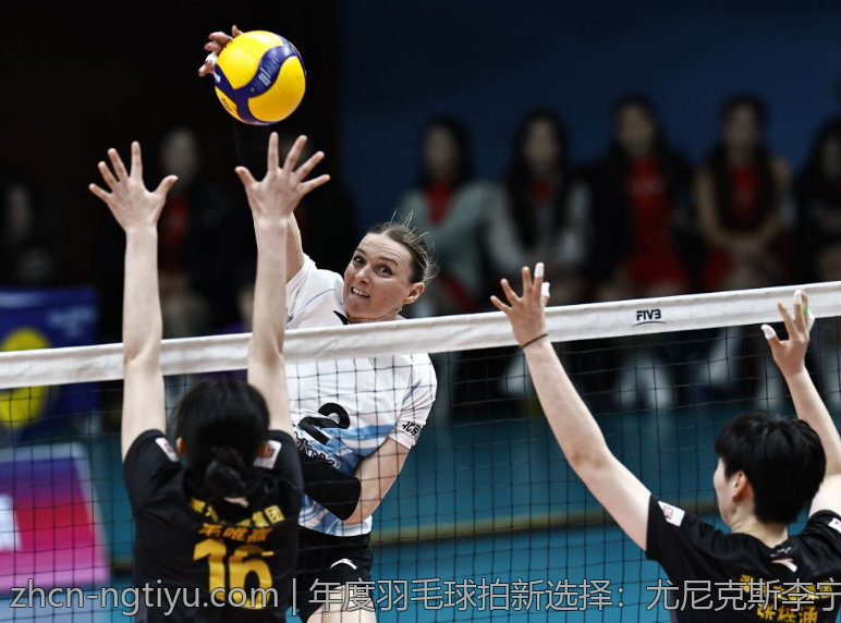 年度羽毛球拍新选择：尤尼克斯李宁2026新品大解析